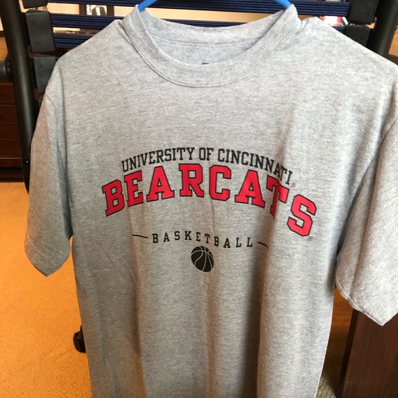 Russell Athletic Other - Cincinnati basketball shirt Russell Athletic Other - Cincinnati basketball shirt